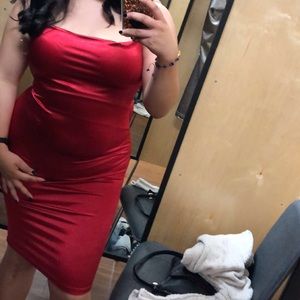 Super cute red satin dress❤️